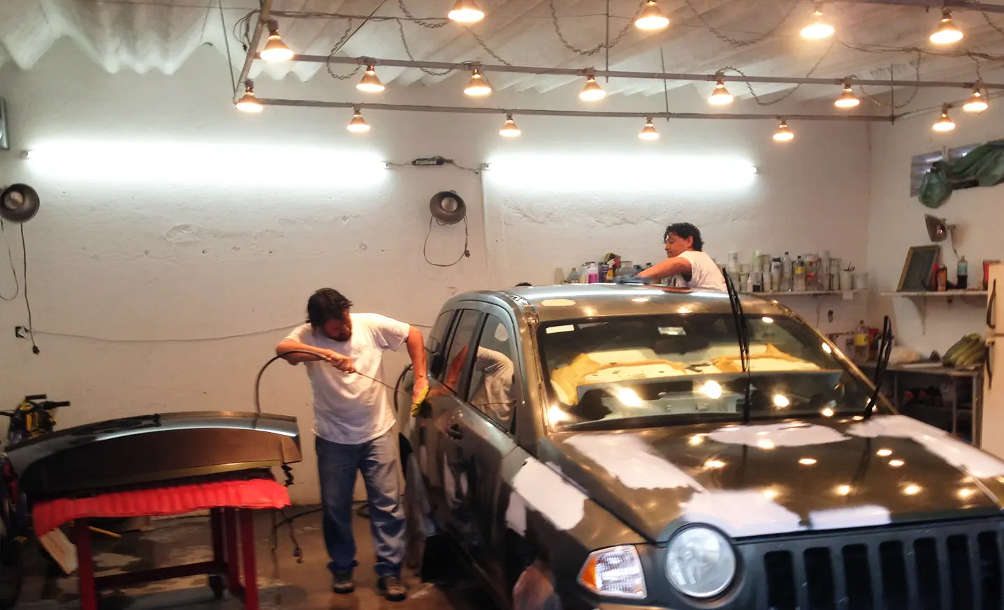 Laminación automotriz y enderezado de carrocería — Taller Sánchez Veracruz
